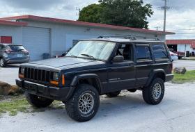 Main photo for Jeep Grand Cherokee 1999 recent deal