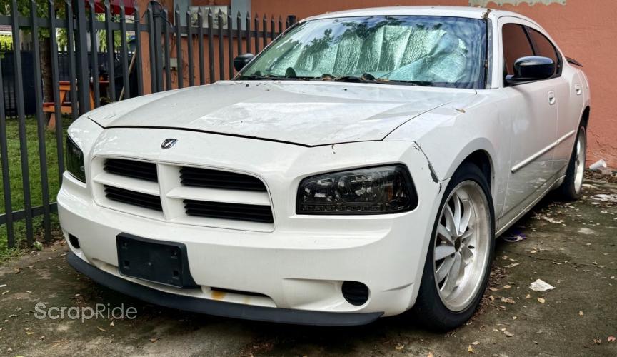 Dopdge Charger img1