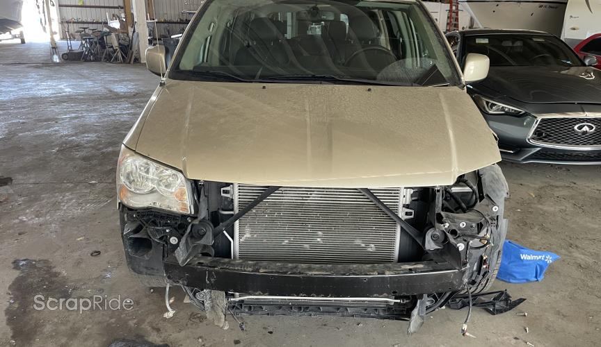 Chrysler Town&Country in Pembroke Pines 3